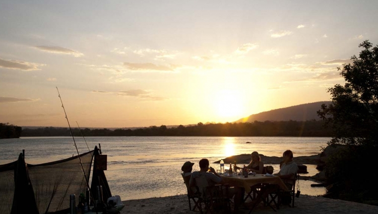Nduara Loliondo - Sonnenuntergang am Fluss